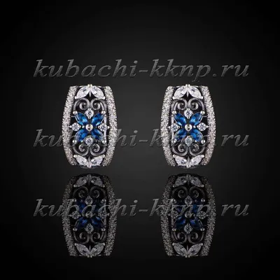 Серьги из серебра с крупным овальным голубым камнем, окруженный россыпью  белых камней – купить в интернет-магазине «Темпо»