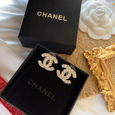 👑Серьги Chanel👑⠀ ⠀ | Серьги, Круги, Коробочки