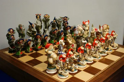 Шахматный стол ручной работы Слоновая кость (в комплекте с фигурами) ―  Магазин шахмат