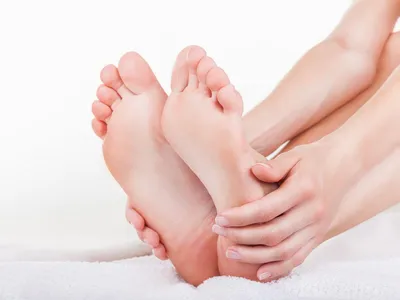 4 причины, по которым ваши ноги шелушатся