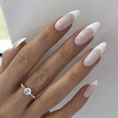 Классика 💅🏼 Френч - французский маникюр, который особенно красиво  смотрится летом 😍 мастер #viva_залина ❤️❤️❤️ KA… | Instagram