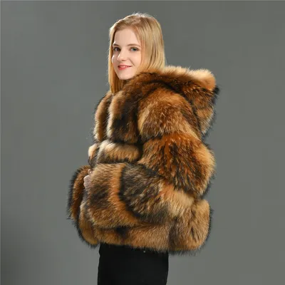 Длинная теплая шуба из енота всего за 17900 рублей купить в «ЛедиАх!»  артикул #003394