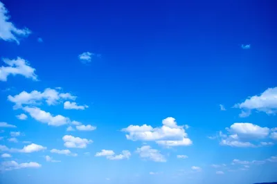 Синее небо и кучевые облака Stock Photo | Adobe Stock