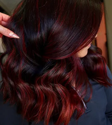Уход за волосами окрашенных в красный цвет