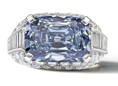 Уникальный голубой бриллиант хотят продать в США за 48 млн долларов