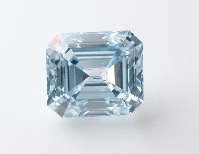Голубой Бриллиант 3dрендеринга — стоковые фотографии и другие картинки  Алмаз - Алмаз, Без людей, Блестящий - iStock