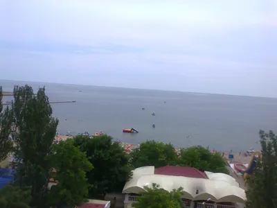 Армия рф ''готовится'' к атакам с моря: в Скадовске построили фортификации  на городском пляже (видео) - Общество - StopCor