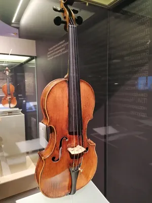 Andrea Amati | ex \"Kurtz\" Violin | Italian (Cremona) | The Metropolitan  Museum of Art