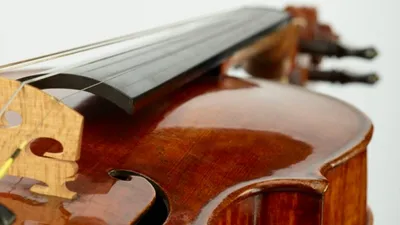 Является ли цена скрипок Страдивари пропорциональной качеству их звучания  относительно современных инструментов? — Музей фактов