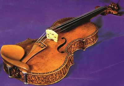 Скрипка Страдивари, на которой играл учитель музыки Эйнштейна, ушла с  молотка за $15,3 млн