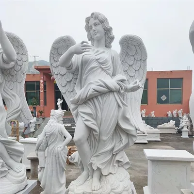 Мастера из разных стран создали уникальные скульптуры из мрамора в Ташкенте  — фото