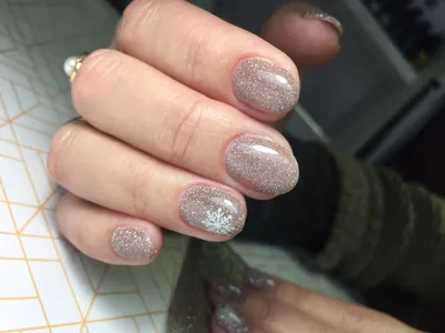 Milky nails дизайны 2021-2022: как создать самый трендовый маникюр  молочными базами, топами и гелями