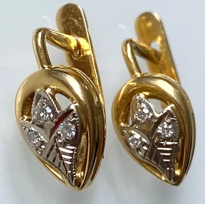 Золотые серьги-пуссеты с бриллиантами. Артикул 880110-СП (ID#1017044022),  цена: 17213 ₴, купить на Prom.ua