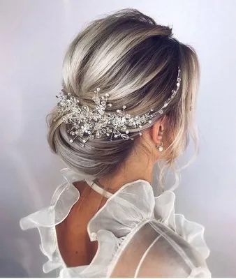 свадебные прически с челкой на длинные волосы | Короткие свадебные стрижки,  Укладка волос к свадьбе, Свадебные прически