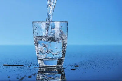 Что будет, если каждое утро пить стакан чистой воды? | 📃 Записки  наблюдательного | Дзен