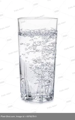 Чистая вода в стакане стоковое изображение. изображение насчитывающей  конспектов - 134373453