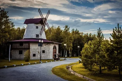 Старая мельница\" — загородный шик или не просто \"шашлычка\"