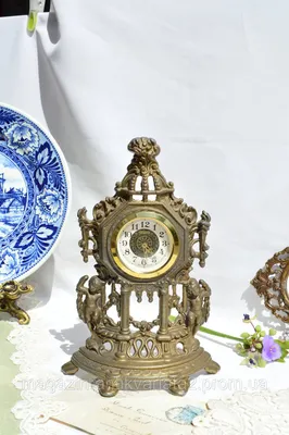 Старинные бронзовые каминные часы с боем. Франция – Антикварный Магазин