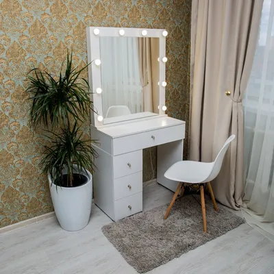 ZaPufi.com beauty - Очень удобный и практичный визажный стол 😀😀😀  Отличное решение для салона красоты в помощь мастеру макияжа и стильных  причёсок. Хорошее освещение💡💡💡, которое продуманно в данной модели-залог  качества работы и