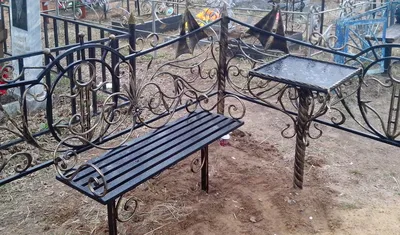 Кованый столик со скамейками на кладбище РСТК-006: купить в Москве, фото,  цены