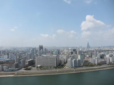 Столица Северной Кореи Пхеньяна. Кндр Стоковое Фото - изображение  насчитывающей взгляд, достопримечательностью: 182025856