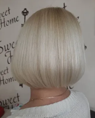 Pin by Violaa on hair | Thick hair styles, Bob hairstyles for fine hair,  Short layered haircuts