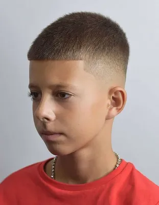30 самых модных стрижек для мальчиков 2023: идеальные варианты для любой  длины волос - Я Покупаю