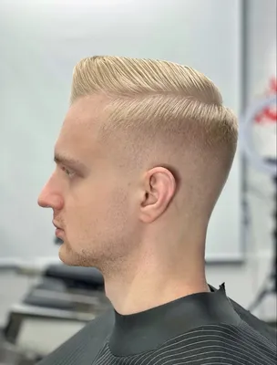 Barber Aziz on Instagram: “Название стрижки - Сайд парт Отличительная черта  этой стрижки – ярко выраженный пробор сбоку, подчеркнутый выбритой по… |  Стрижка, Пробор