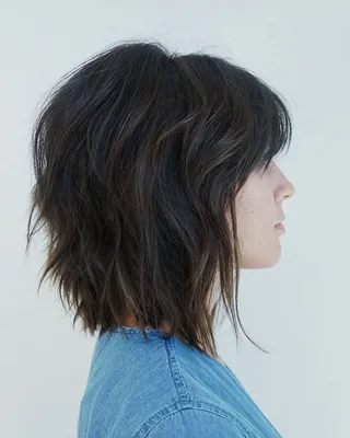 Pretty Shaggy Brunette Bob | Modern shag haircut, Short shag haircuts, Long  hair styles