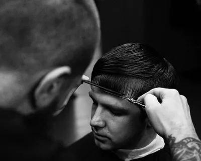 Цезарь — Мужская стрижка | FIRM Barbershop