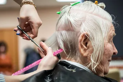 Стрижки для пожилых женщин и цвет волос | Салон красоты Wella Элиза | Дзен