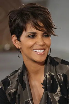 Stylish short hair, Halle berry hairstyles, Cute hairstyles for short hair