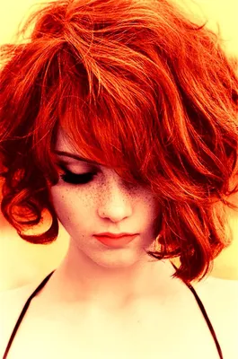 Rousseur | Short red hair, Red hair color, Trendy hair color