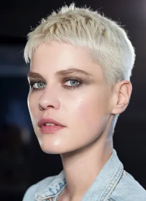 Pin de djsjdjsjs en Подростковые прически | Cortes de cabello corto, Corte  de pelo estilo tomboy, Peinados