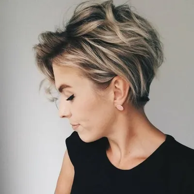 Stylish haircuts for fine hair, giving volume #giving #haircuts #stylish  #volume | Thick hair styles, Short hair styles, Hairstyles haircuts