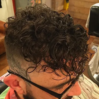 Мужская химическая завивка волос: всё о модной причёске - Сеть барбершопов  Аляска