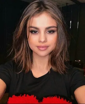 Selena Gomez | Selena gomez short hair, Selena gomez hair, Short hair styles