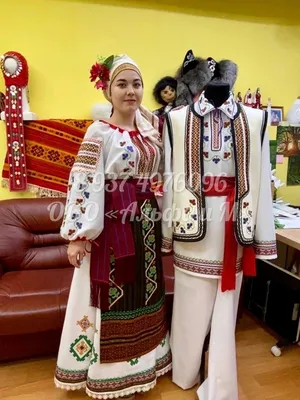 Новые сценические костюмы получили в подарок народные и образцовые  коллективы Лидчины