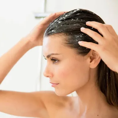Лечение болячек и ранок на коже головы — Причины появления корок в волосах  - Клиника «Доктор Волос»
