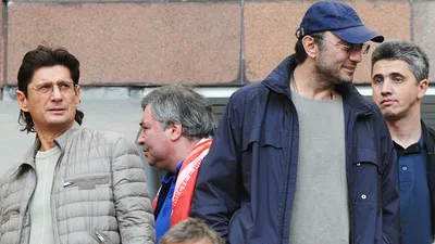 Bloomberg: Керимова снова будут трясти во Франции из-за роскошных вилл. В  деле также фигурируют его сын и дочь | Агентство деловых новостей  \"Бизнес-вектор\"