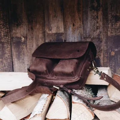 Хорошей сумки должно быть много😉Тоут Валенсия может похвастаться не только  ёмким внутренним пространством, но и превосходной… | Instagram