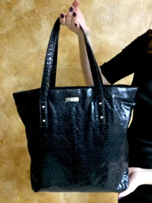 Кожаная сумка через плечо BRIALDI Chester (Честер) brown купить по  демократичной цене в интернет-магазине BRIALDI – доставка по Москве.