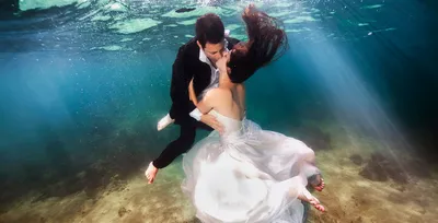 Свадьба под водой, описание и фото » Свадебный салон в Тюмени «Совет Да  Любовь»