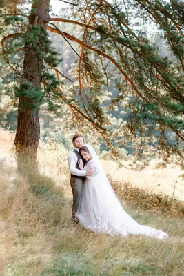 Зимняя свадьба с фотосессией на природе и в оранжерее