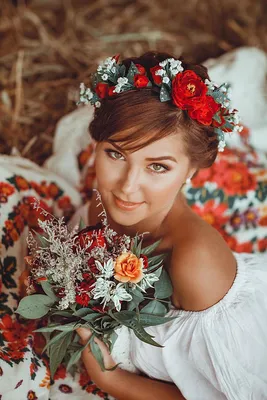 Челябинские фольклористы устроили сказочную свадьбу в старорусском стиле