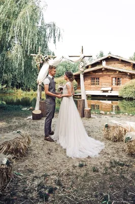 bride, свадьба в стиле рустик, свадьба для двоих фотосессия, невеста и  жених, wedding day стиль, свадьба - The-wedding.ru