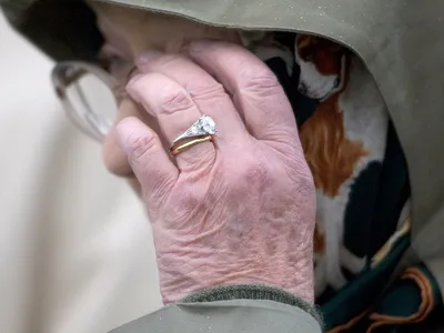 Слишком маленькое кольцо: Уильям оконфузился на свадьбе с Кейт Миддлтон