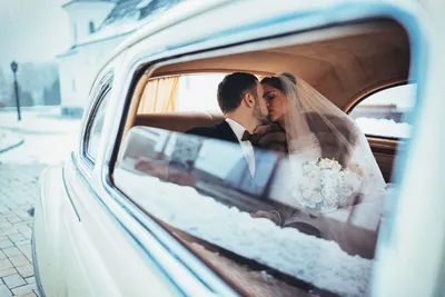 С белым кабриолетом ваша свадебная фотосессия станет идеальной 🤍 ㅤ ㅤ  Хотите забронировать авто или есть вопросы? Позвоните/напишите по… |  Instagram