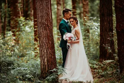 Свадебная фотосессия в лесу | Свадьба, Фотосессия