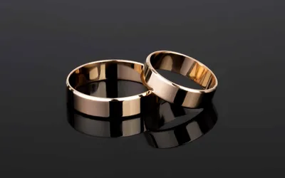 Обручальные кольца с необычным бриллиантом MAGNETIC на заказ из белого и  желтого золота, серебра, платины или своего металла